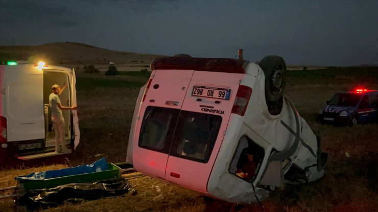 Kayseri'de hafif ticari araç şarampole devrildi, 1 kişi öldü, 3 kişi yaralandı