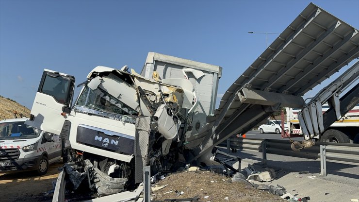 Kuzey Marmara Otoyolu'ndaki trafik kazasında 1 kişi öldü