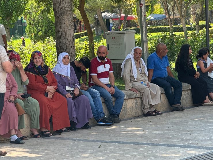 Şanlıurfa'da sıcak hava etkili oluyor