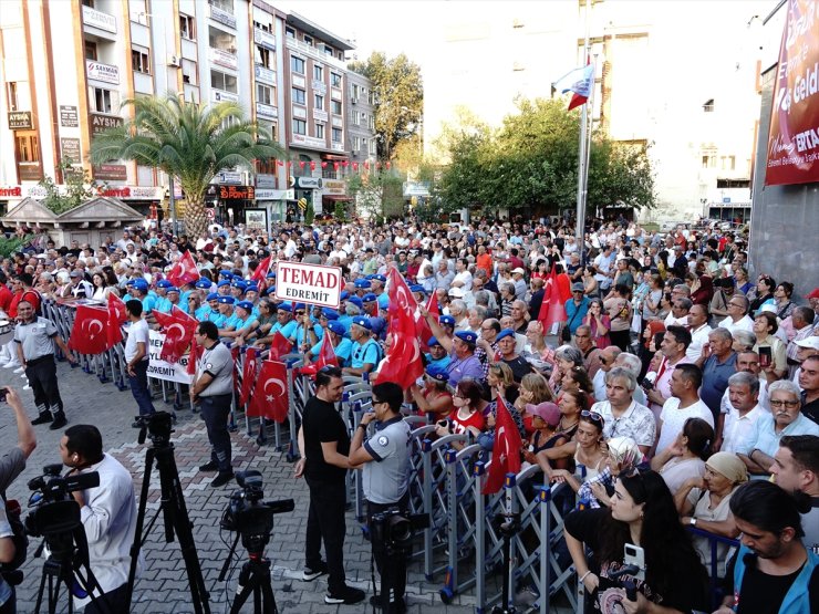 CHP Genel Başkanı Özel, Balıkesir'de konuştu: