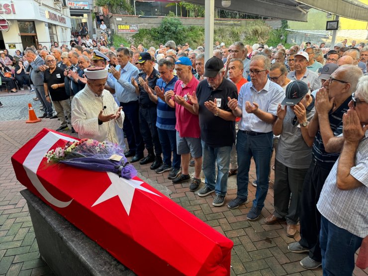 Yazar Necdet Sakaoğlu, son yolculuğuna uğurlandı