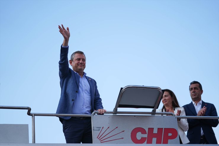 CHP Genel Başkanı Özel, Manisa'da "Çiftçi Mitingi"nde konuştu: