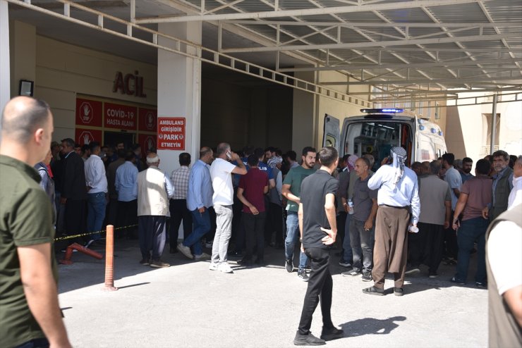 GÜNCELLEME - Şanlıurfa'da silahlı kavgada 3 kişi öldü, 4 kişi yaralandı