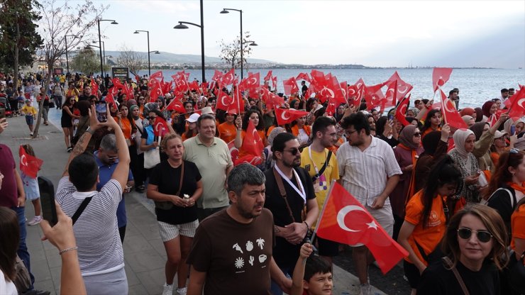 Çanakkale Kültür Yolu Festivali kapsamında kortej yürüyüşü yapıldı