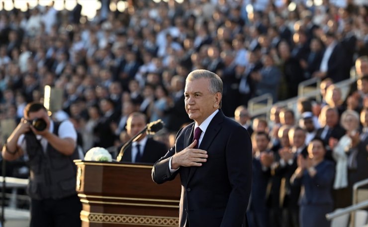 Özbekistan'da bağımsızlığın 33. yılı kutlanıyor