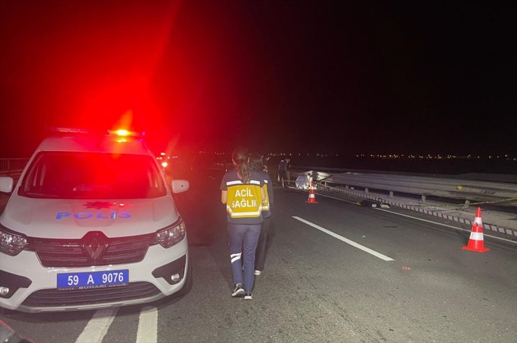 Tekirdağ'da otomobille çarpışan motosikletteki sürücü öldü