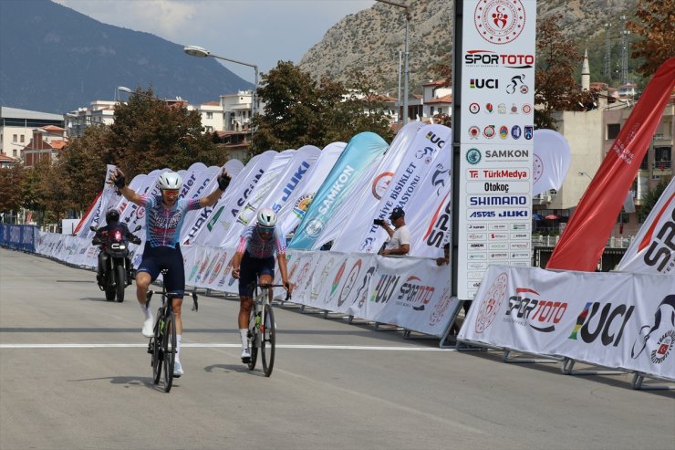 Uluslararası Kurtuluş Yolu Bisiklet Turu'nda sporcular Amasya'ya ulaştı