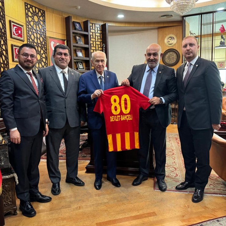 MHP Genel Başkanı Bahçeli, Bellona Kayserispor Başkanı Çamlı'yı kabul etti