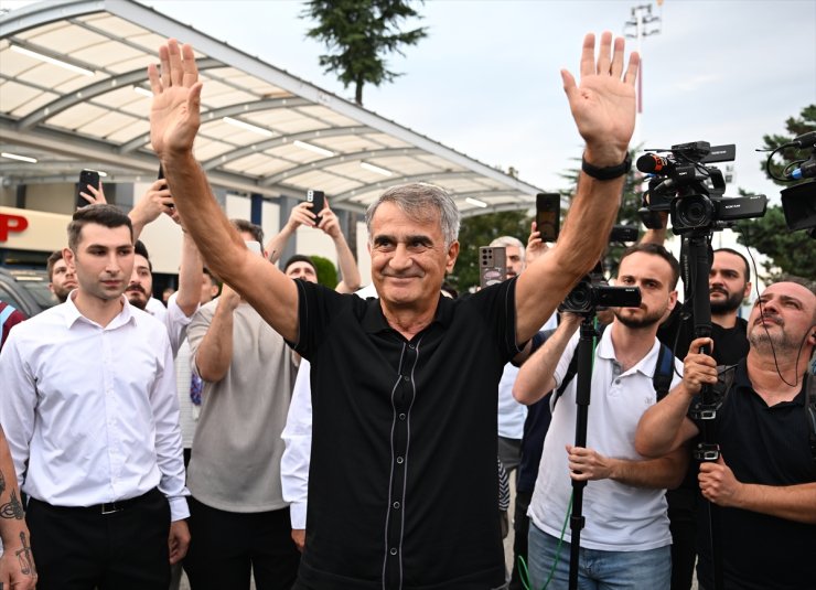 Trabzonspor'un anlaşmaya vardığı teknik direktör Şenol Güneş, Trabzon'a geldi: