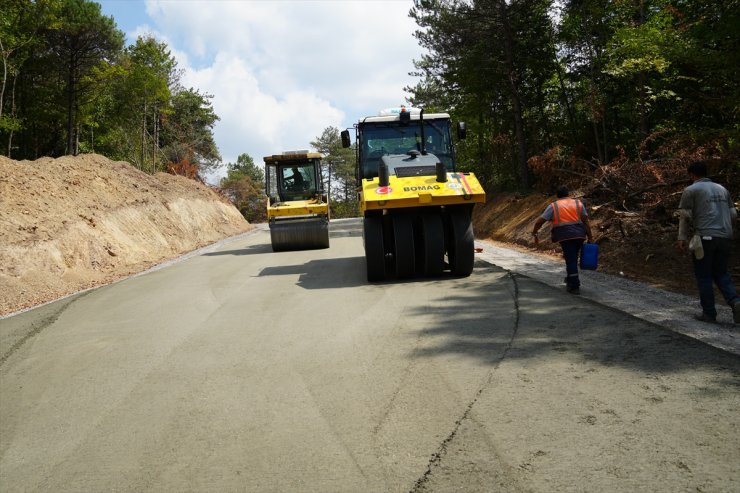 Turizme kazandırılan Düzce'deki Korugöl Tabiat Parkı'na ulaşım kolaylaştırılıyor