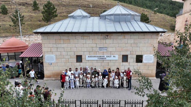 Erzurum Vakıflar Bölge Müdürlüğünce desteklenen 150 çocuk için sünnet şöleni düzenlendi