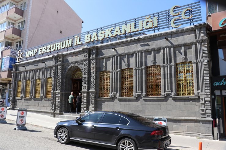 Erzurum'daki 112 yıllık konak MHP İl Başkanlığı binası oldu