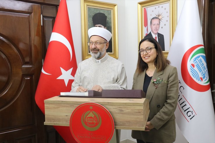 Diyanet İşleri Başkanı Erbaş, Yalova'da ilçe müftülüğü binasını hizmete açtı: