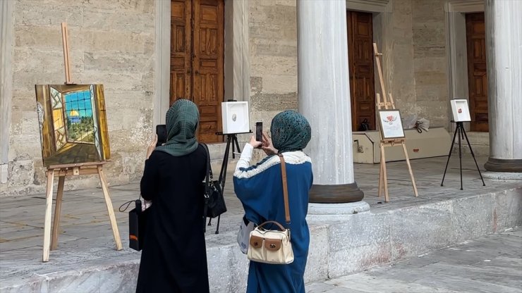 "Filistin'e Boyanmak" sergisi Üsküdar'da açıldı