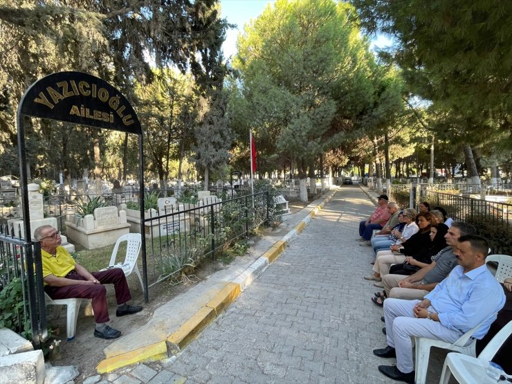 Merhum Vali Yazıcıoğlu, Söke'de mezarı başında anıldı