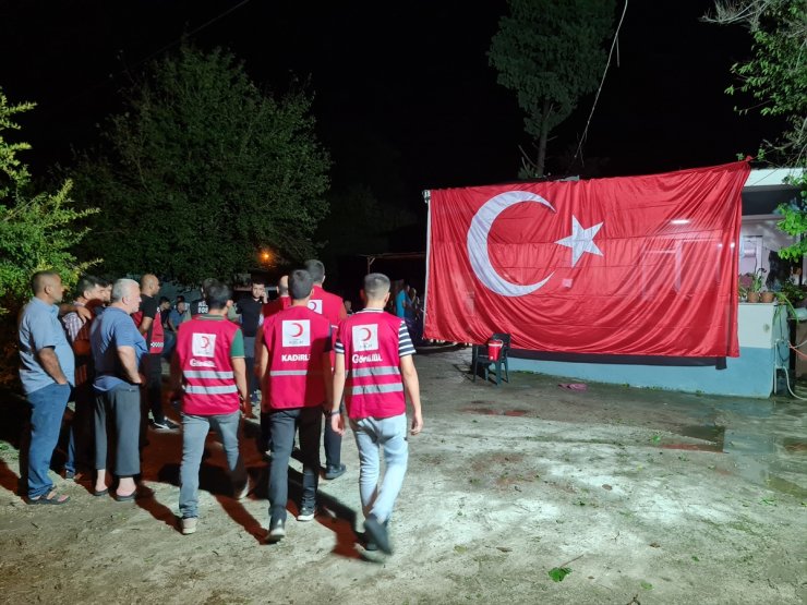 Şehit Jandarma Uzman Çavuş Aykanat'ın Osmaniye'deki ailesine şehadet haberi verildi