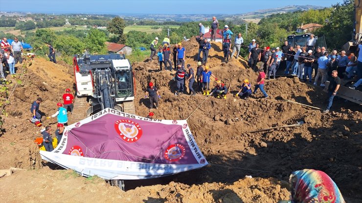 GÜNCELLEME - Samsun'da kuyu açarken toprak altında kalan 2 kişi öldü