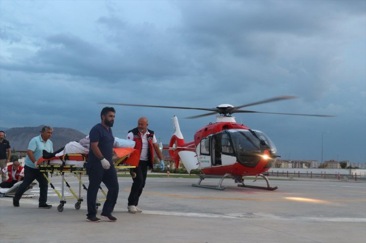 Ambulans helikopter İç Anadolu'daki acil hastaların imdadına yetişiyor