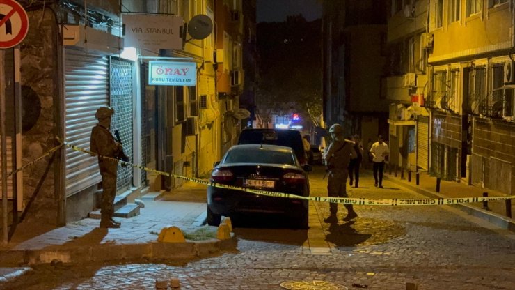 Fatih'te polise ateş eden şüpheli yakalandı