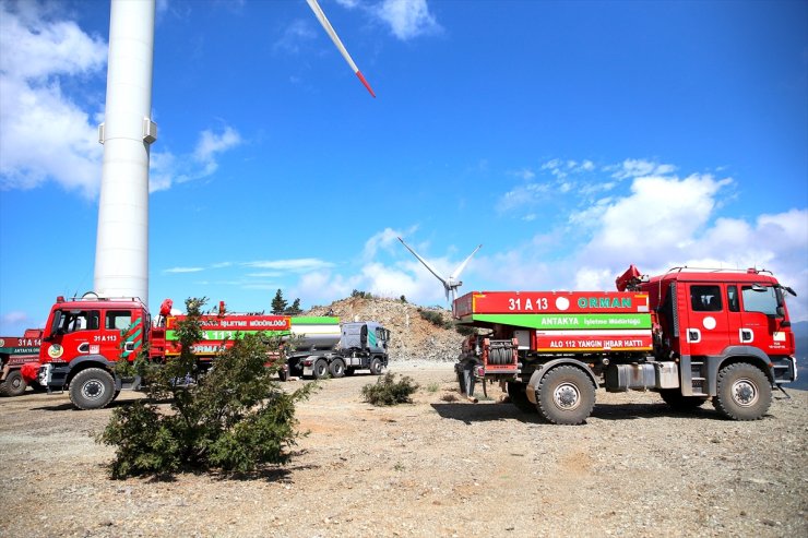 GÜNCELLEME 2 - Hatay'da çıkan orman yangını kontrol altına alındı