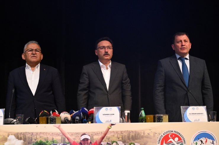 4. Uluslararası Kayseri Yarı Maratonu'nun tanıtım toplantısı yapıldı