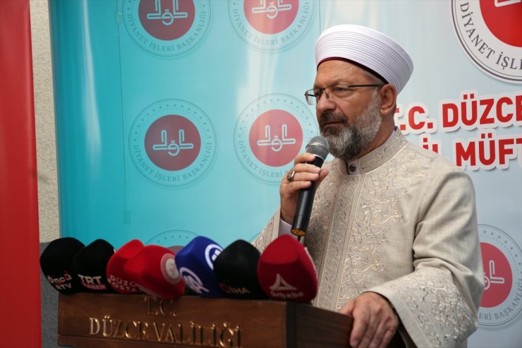 Diyanet İşleri Başkanı Erbaş, Düzce'de Kur'an kursu ve cami açılışlarına katıldı