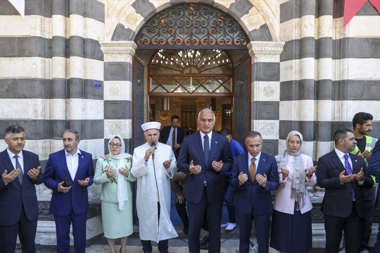 Kültür ve Turizm Bakanı Ersoy, Gaziantep'te cami açılışına katıldı