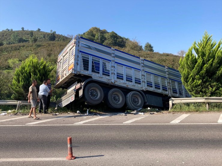 Ordu'da zincirleme trafik kazasında 5 kişi yaralandı