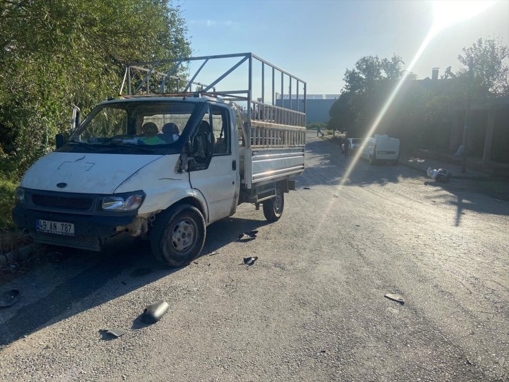 Manisa'da kamyonetle çarpışan motosikletin 14 yaşındaki sürücüsü öldü