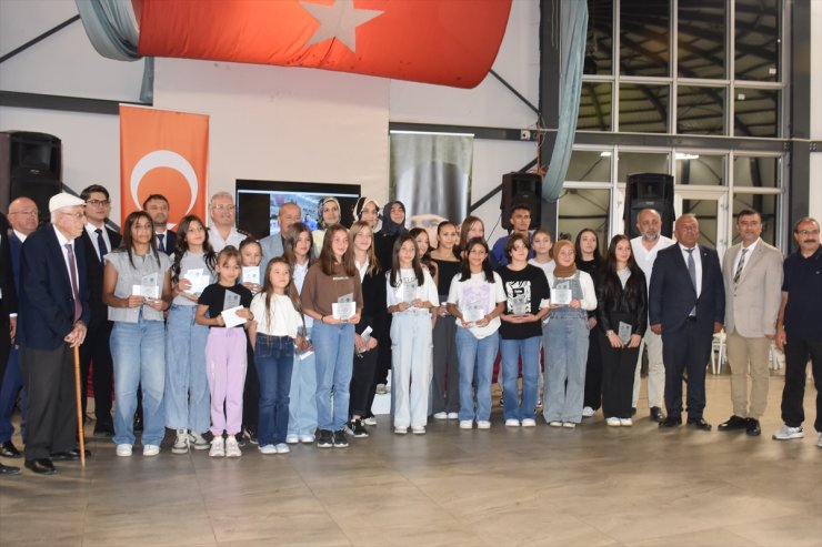 Afyonkarahisar'da, Avrupa ve Dünya şampiyonalarında dereceye giren sporcular ödüllendirildi