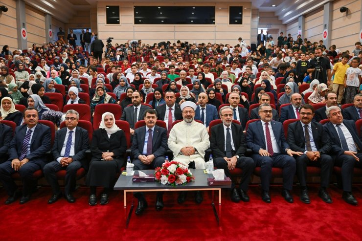 Diyanet İşleri Başkanı Erbaş, "Kur'an Eğitim Merkezleri Eğitim Öğretim Yılı Açılış Programı"nda konuştu: