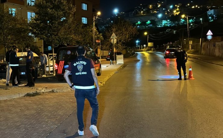 Maltepe'de asayiş uygulamasında aranan 13 zanlı yakalandı