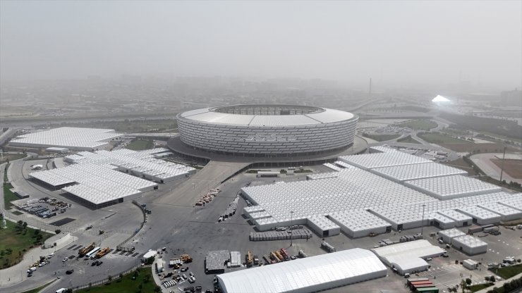 Azerbaycan, COP 29 için geçici prefabrik yapılar inşa ediyor