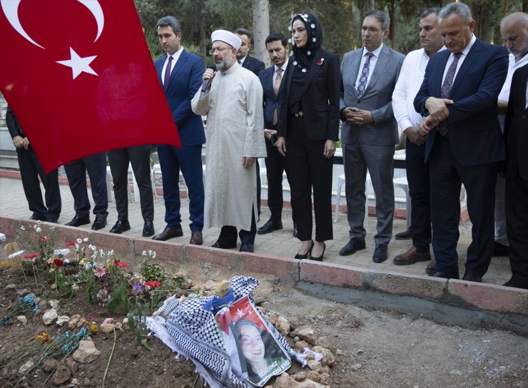 Diyanet İşleri Başkanı Erbaş, İsrail askerlerince katledilen Ayşenur Ezgi Eygi'nin ailesini ziyaret etti: