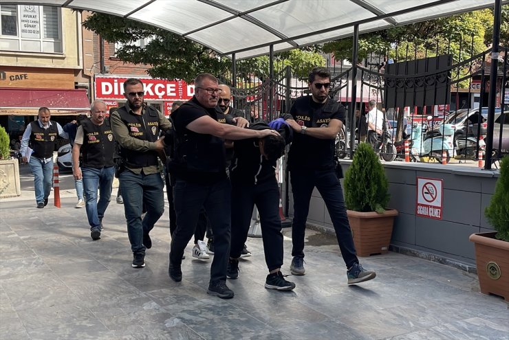 Eskişehir'de asker eğlencesinde polise mukavemet eden 4 şüpheli yakalandı