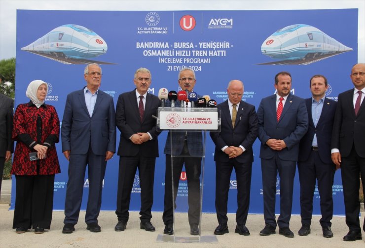 Ulaştırma ve Altyapı Bakanı Uraloğlu, Bursa'da hızlı tren hattı yapımını inceledi: