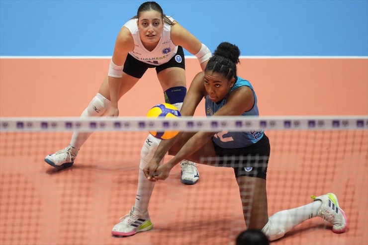 Voleybol: Kadınlar AXA Sigorta Kupa Voley