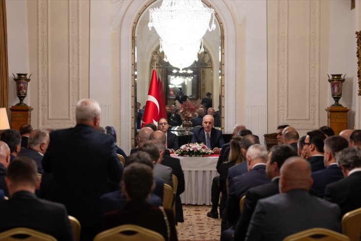 TBMM Başkanı Kurtulmuş, Moskova’da Rus-Türk İş Adamları Birliği üyeleriyle bir araya geldi: