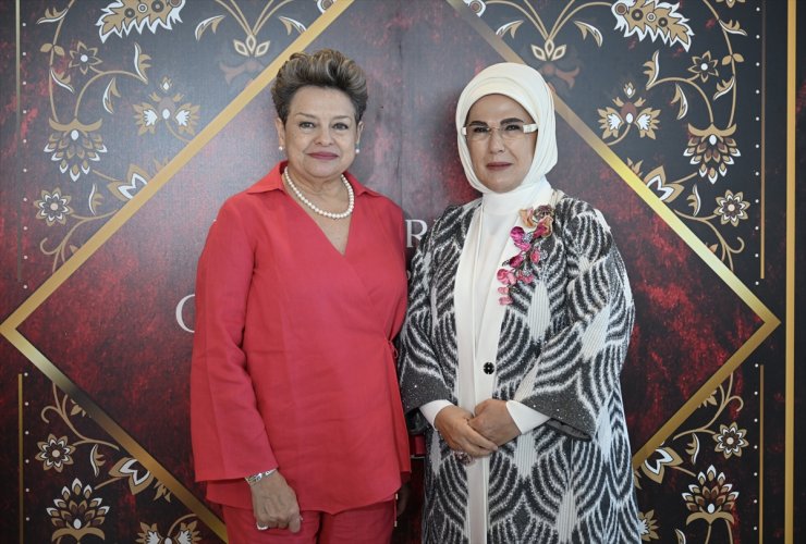 Emine Erdoğan, New York'ta geleneksel köklü Türk çeyiz geleneğini dünyaya tanıttı: