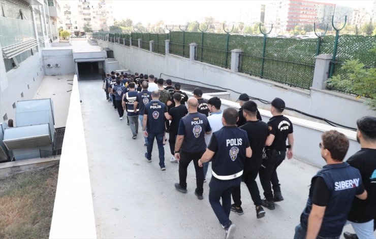 Mersin'de yasa dışı bahis operasyonunda 18 zanlı tutuklandı