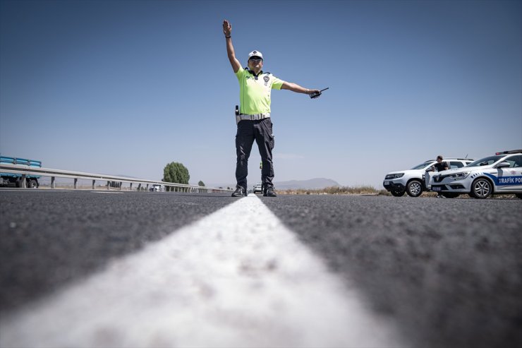 Yapay zeka Erzurum trafiğinde hız ihlallerini ve aranan kişileri tespit ediyor