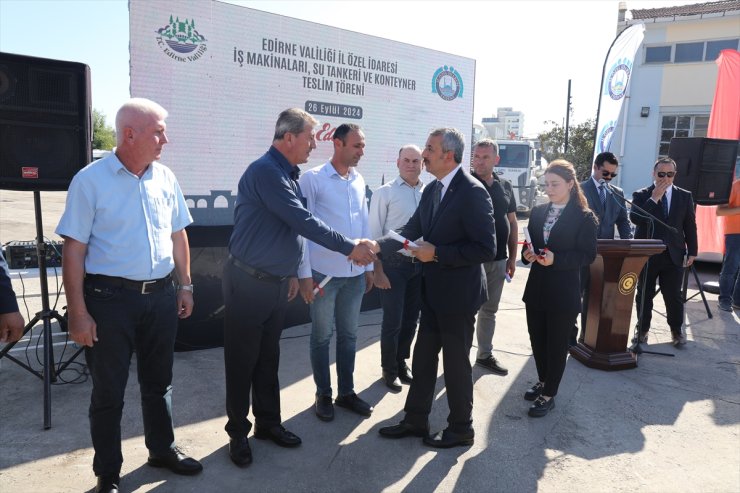 Edirne'de orman köylerine yangına erken müdahale için su tankeri dağıtıldı