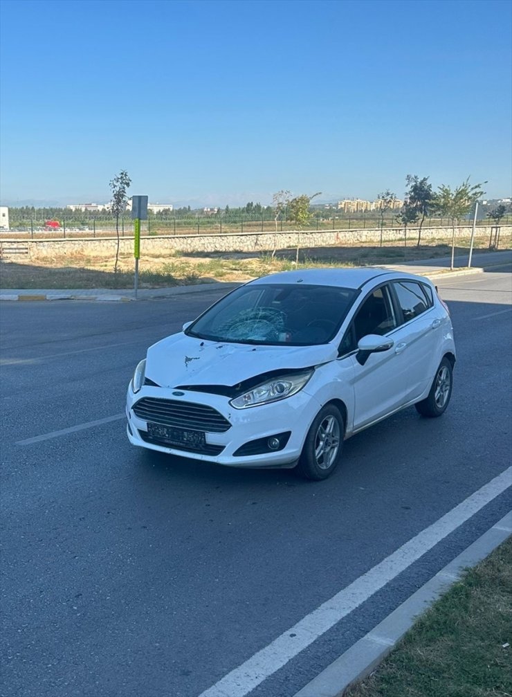 Adana'da otomobilin çarptığı yaya hayatını kaybetti