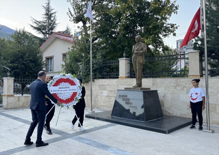 Artvin'de "3. Ardanuç Kültür Sanat Festivali" başladı