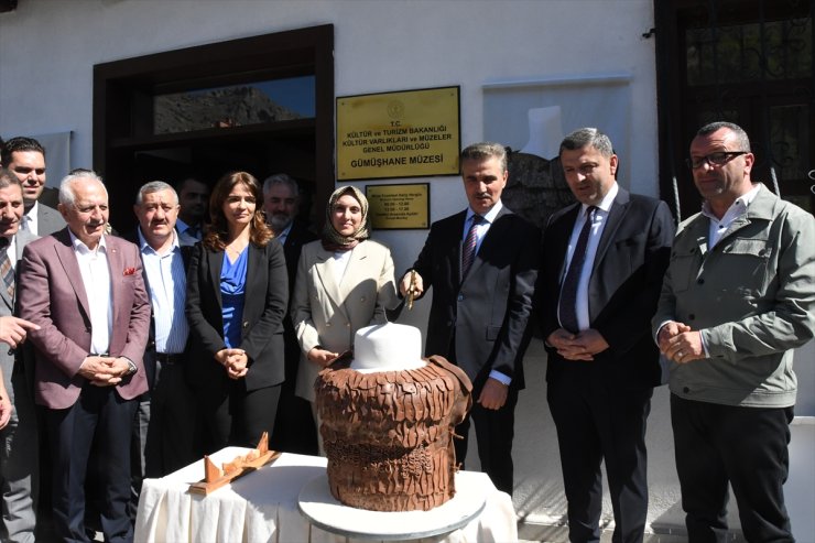 Roma dönemi lejyoner zırhı Gümüşhane Kent Müzesi'nde sergilenmeye başlandı