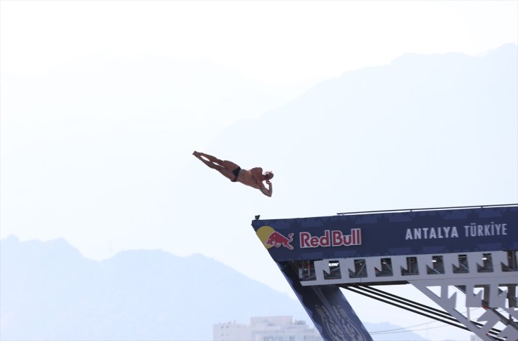 Red Bull Cliff Diving Dünya Serisi'nin 7'nci etabı Antalya'da başladı