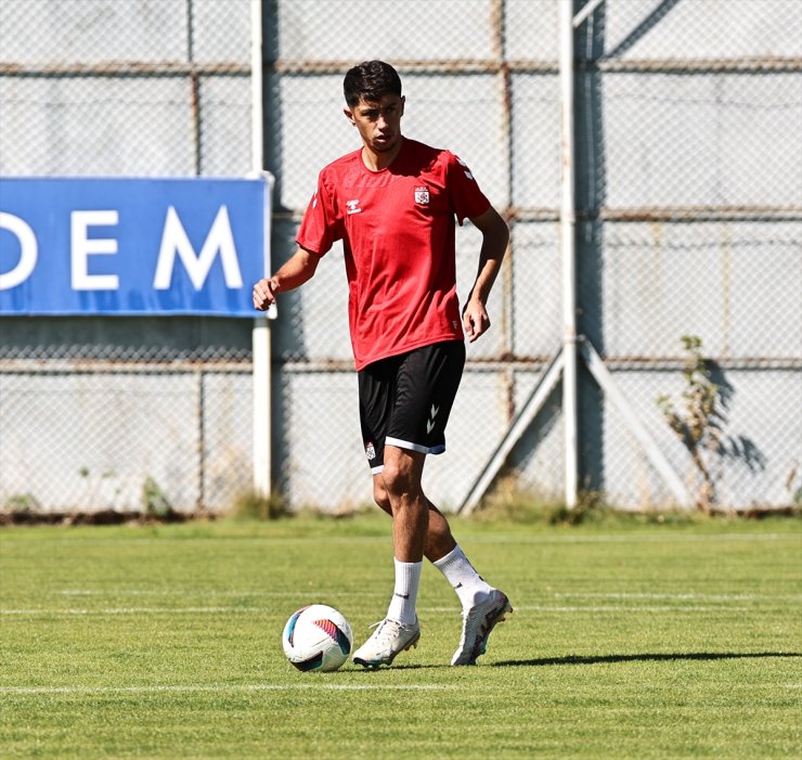 Sivasspor'da Göztepe maçının hazırlıkları başladı