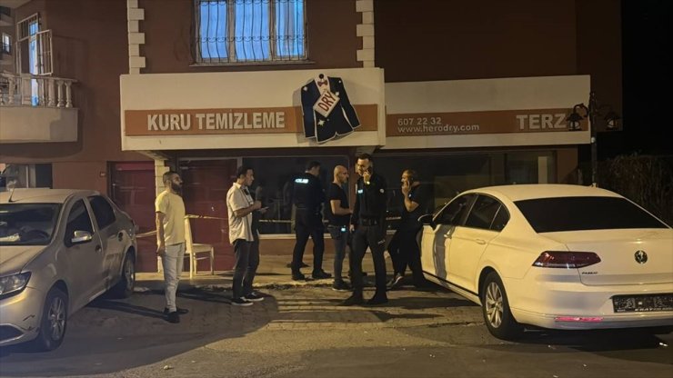 Başakşehir'de iş yerinin önünde silahla vurulan terzi ağır yaralandı