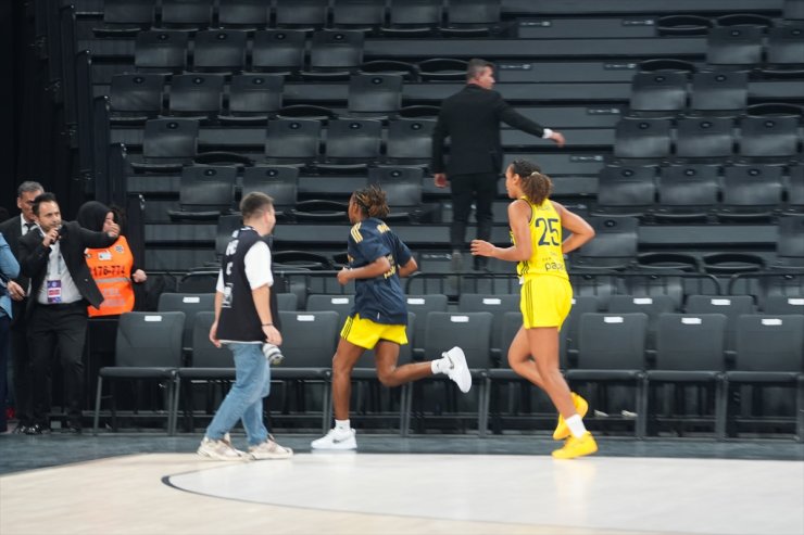 Fenerbahçe Opet-Beşiktaş arasındaki FIBA Kadınlar Süper Kupa maçı yarına ertelendi