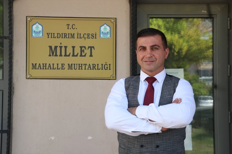 Kick boksçu muhtar gündüz mahallesine hizmet ediyor, akşamları sporcu yetiştiriyor